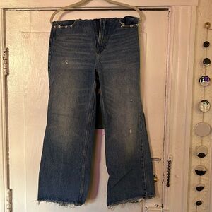 Abercrombie Boot-Cut Semi-Wide Leg Frayed Jeans